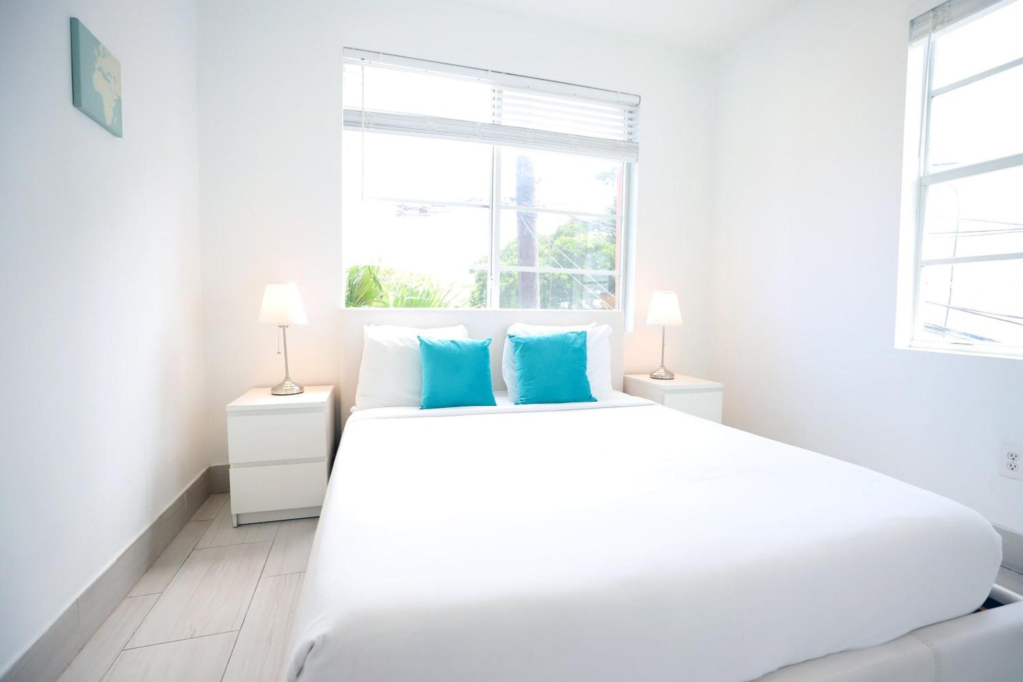 מיאמי ביץ' 2 Bedroom Apartment 3 Minute Walk To South Beach & Ocean Drive מראה חיצוני תמונה