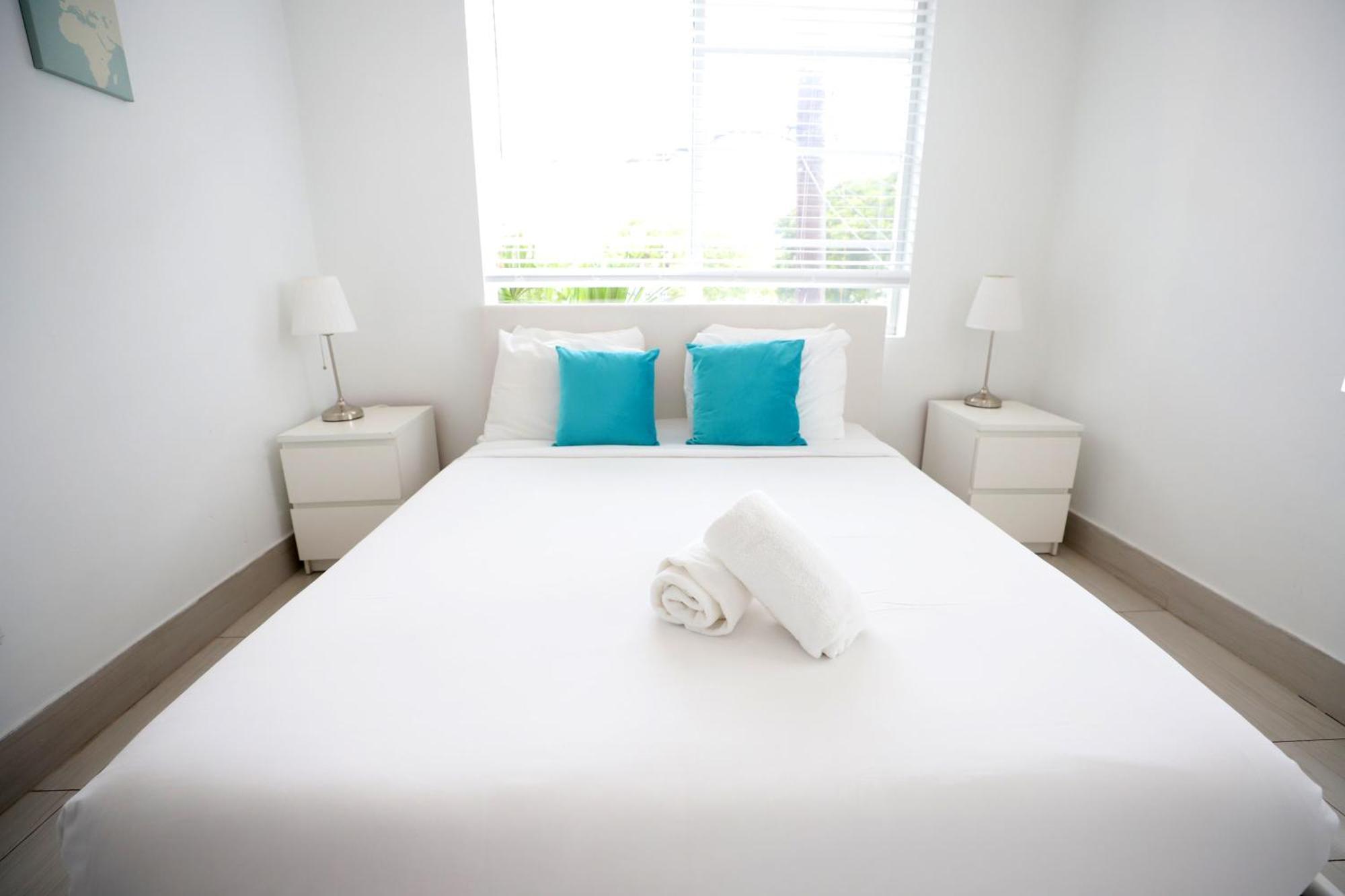 מיאמי ביץ' 2 Bedroom Apartment 3 Minute Walk To South Beach & Ocean Drive מראה חיצוני תמונה