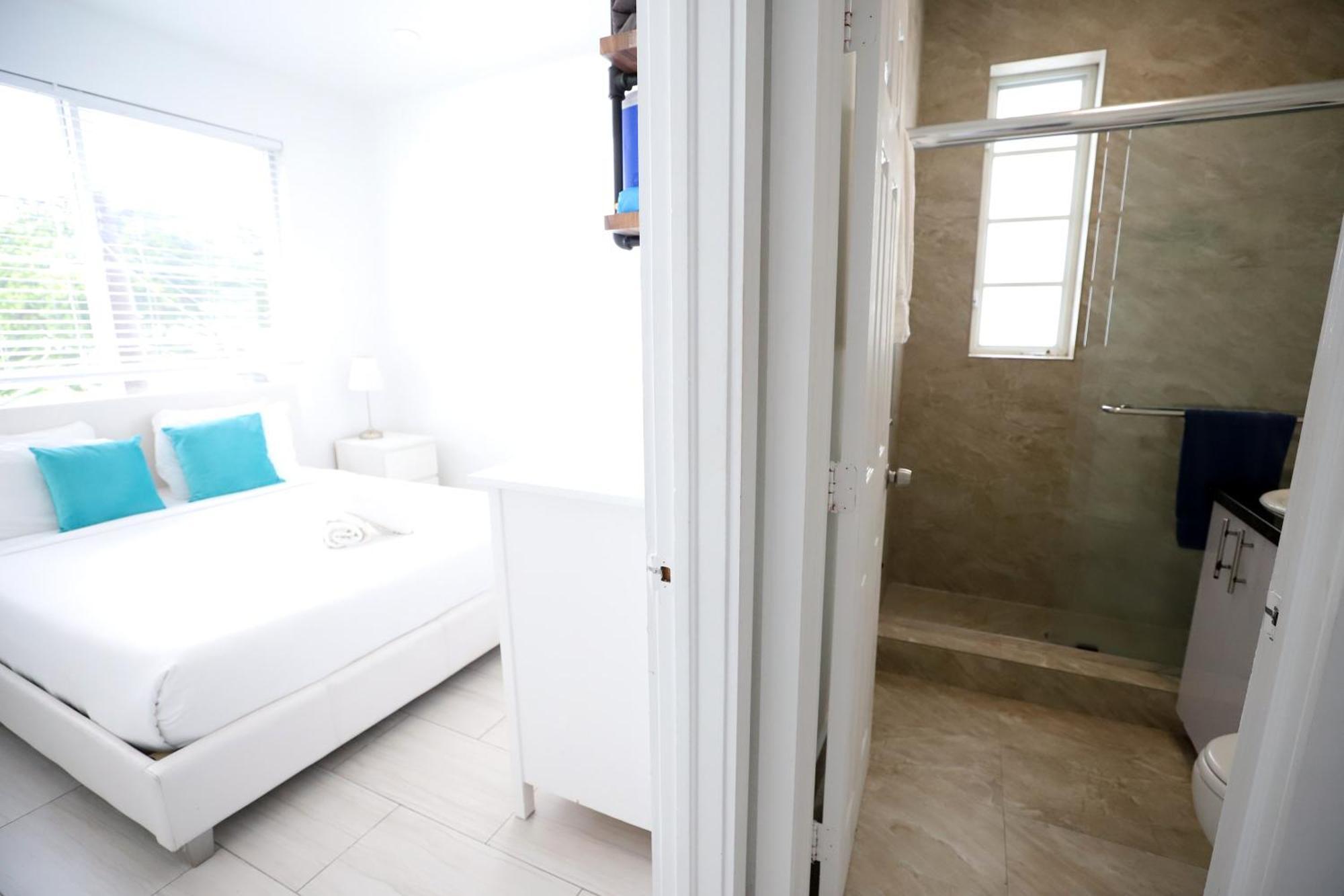 מיאמי ביץ' 2 Bedroom Apartment 3 Minute Walk To South Beach & Ocean Drive מראה חיצוני תמונה